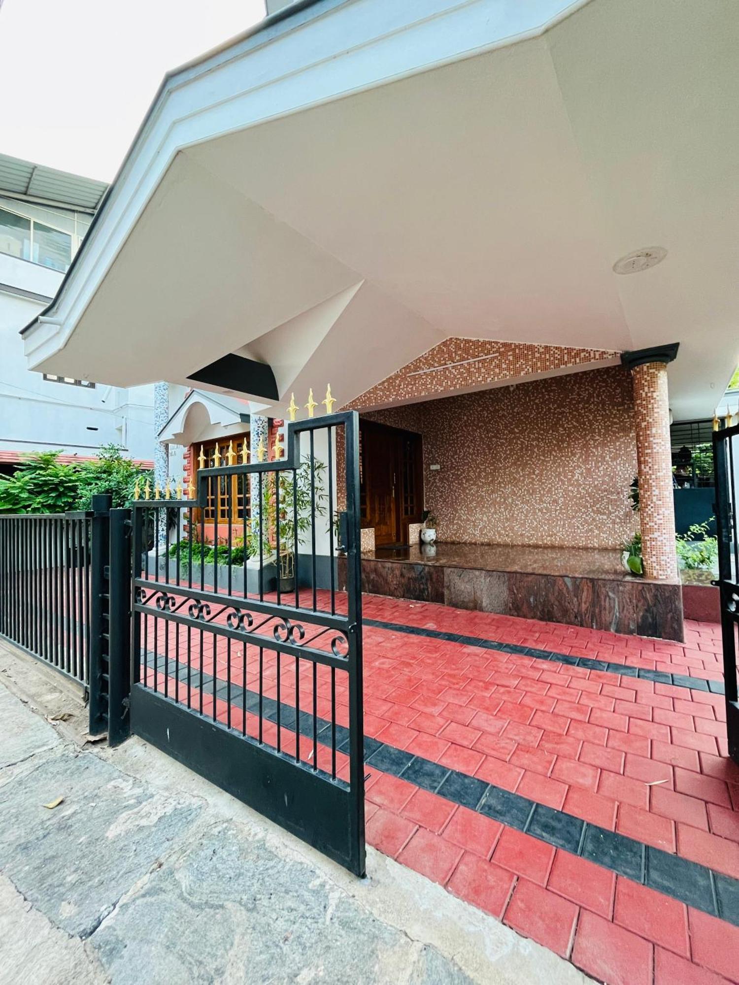 Spacious 3-Bedroom Private Villa In Mangalore - Ideal Getaway For Family And Friends Экстерьер фото